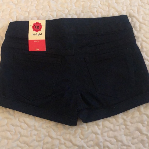 shorts - Picture 2 of 2